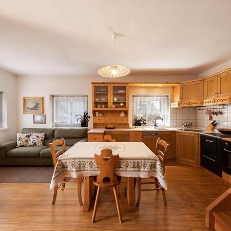 Ciasa Goti Apartment Моена Екстериор снимка